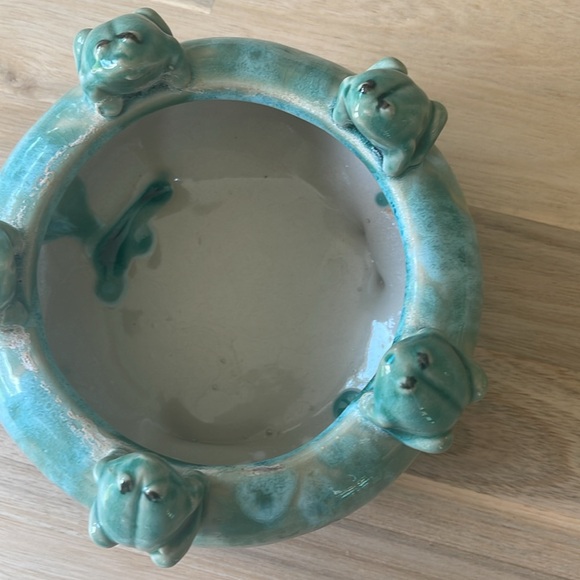 Pottery frog bowl/planter - Picture 3 of 4